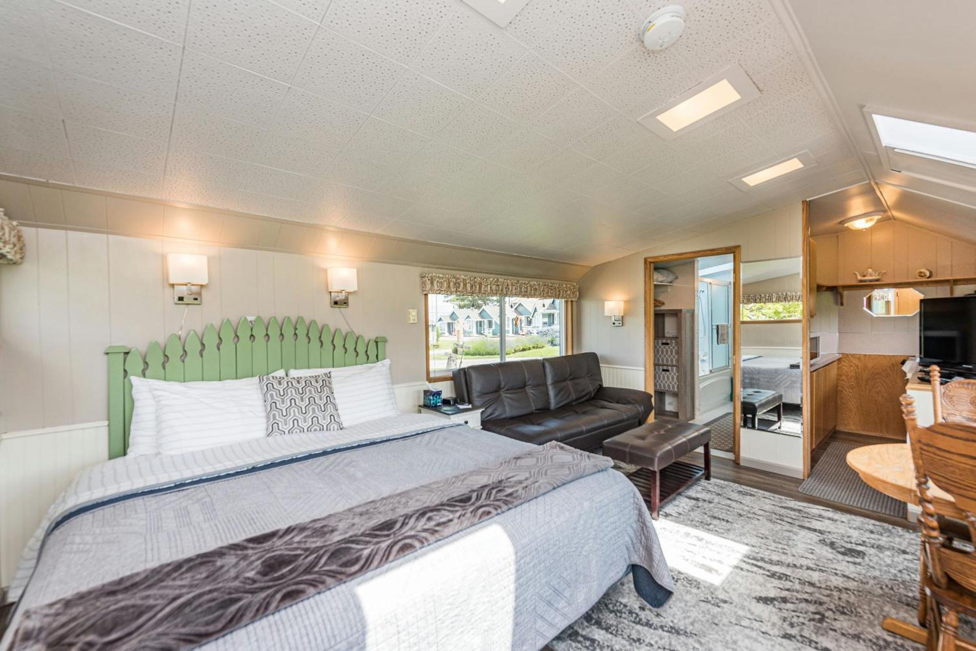 Juan De Fuca Waterfront Hotel & Cottages Sequim Eksteriør billede