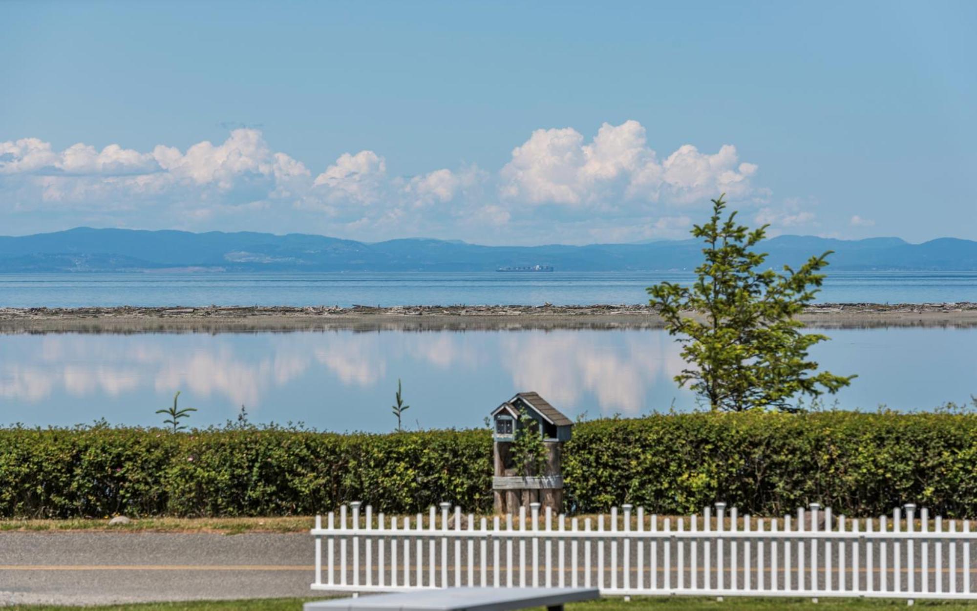 Juan De Fuca Waterfront Hotel & Cottages Sequim Eksteriør billede