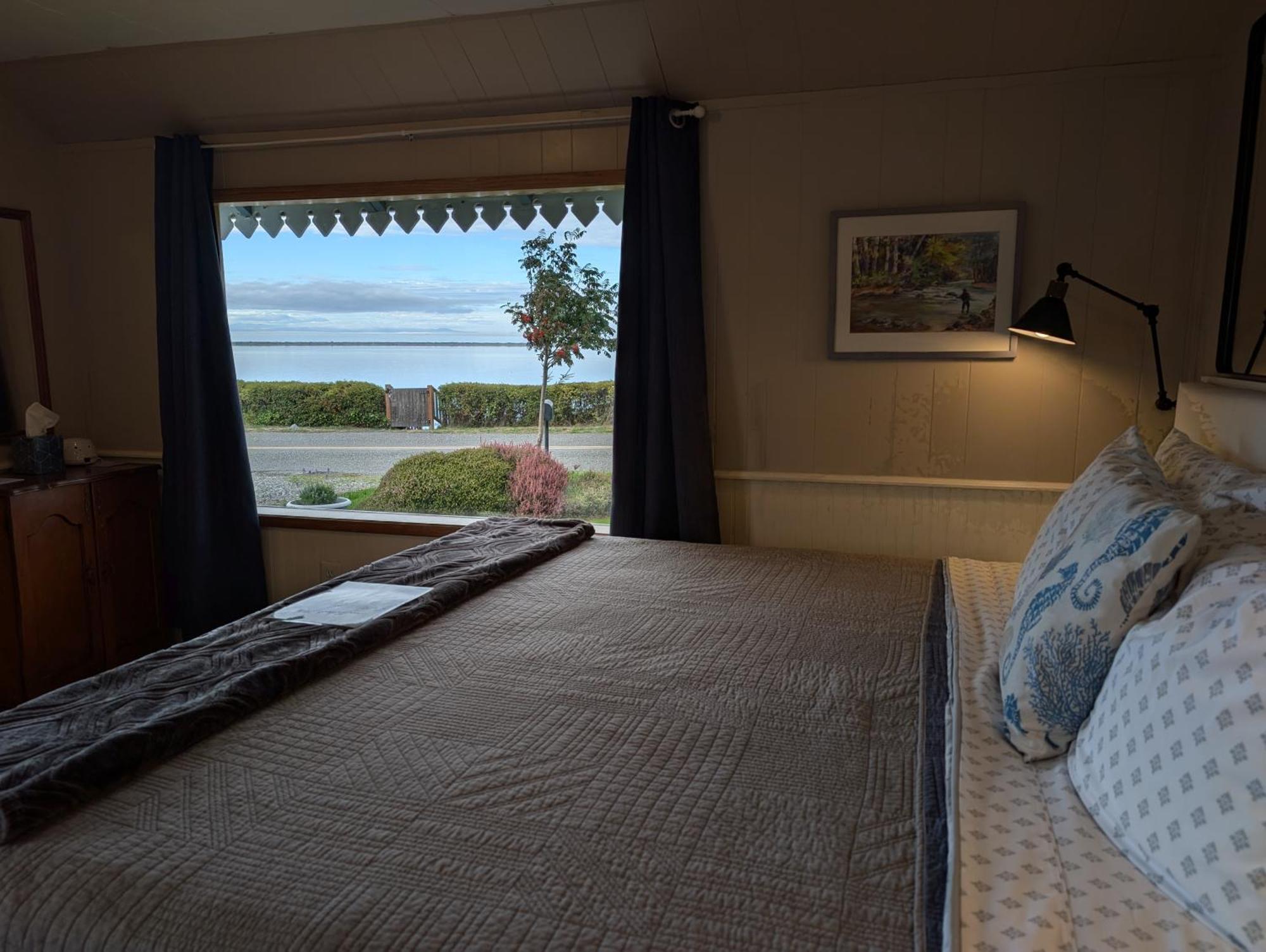 Juan De Fuca Waterfront Hotel & Cottages Sequim Eksteriør billede